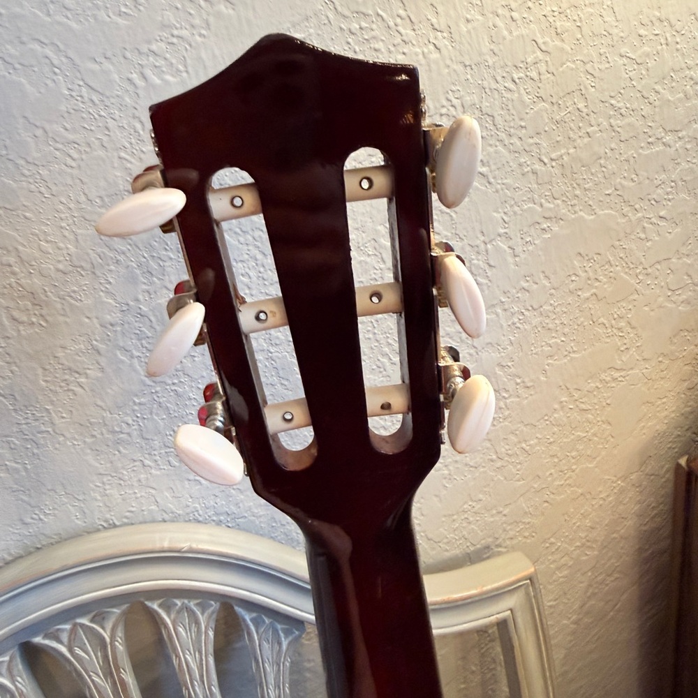 Lauren # LA30N 6 String Acoustic Guitar - Picture 13 of 16
